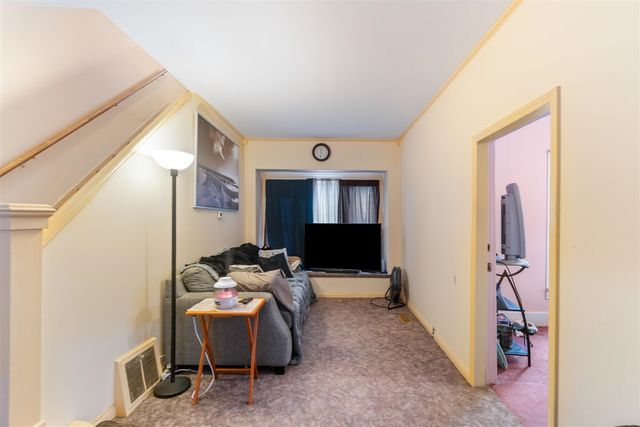 1012 Lansing Avenue, Jackson, MI 49202