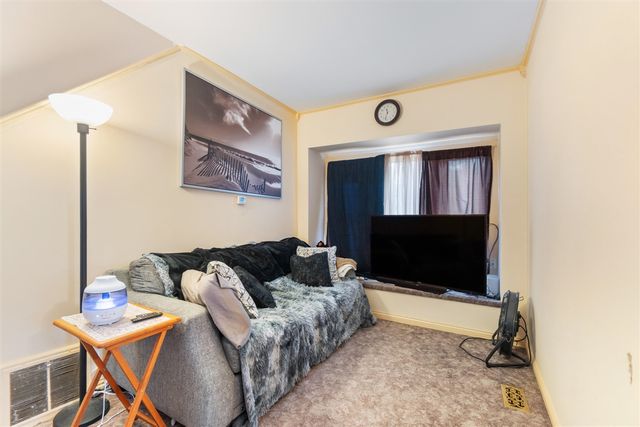 1012 Lansing Avenue, Jackson, MI 49202