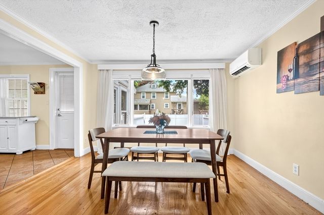 760 Lynn Fells Pkwy, Melrose, MA 02176