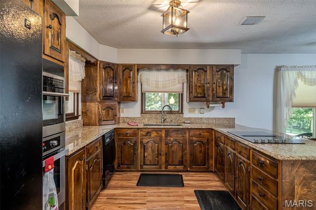862 College Road, Union, MO 63084