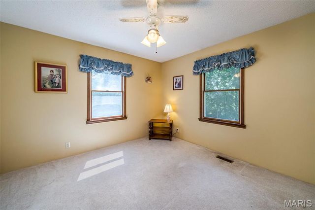 862 College Road, Union, MO 63084