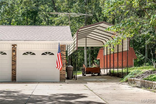862 College Road, Union, MO 63084