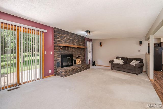 862 College Road, Union, MO 63084