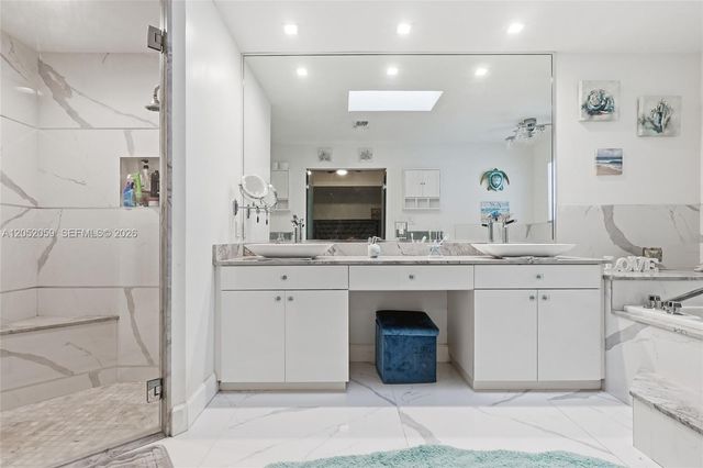 5431 SW 109th Avenue, Davie, FL 33328