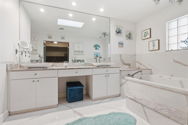 5431 SW 109th Avenue, Davie, FL 33328