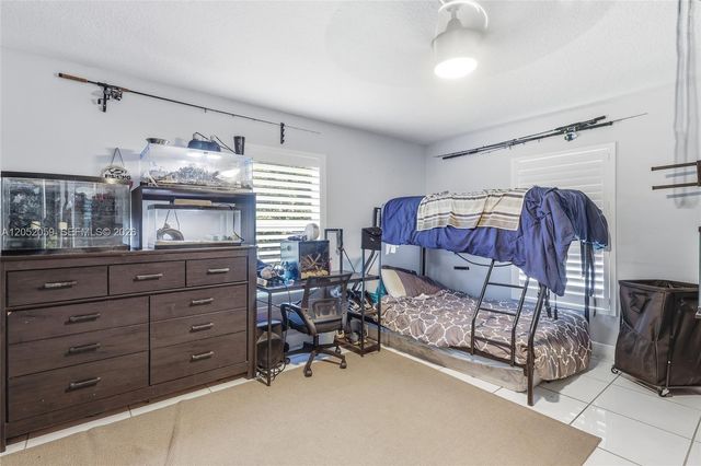 5431 SW 109th Avenue, Davie, FL 33328