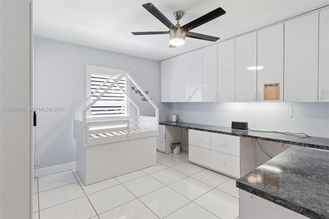 5431 SW 109th Avenue, Davie, FL 33328