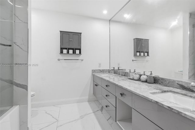 5431 SW 109th Avenue, Davie, FL 33328