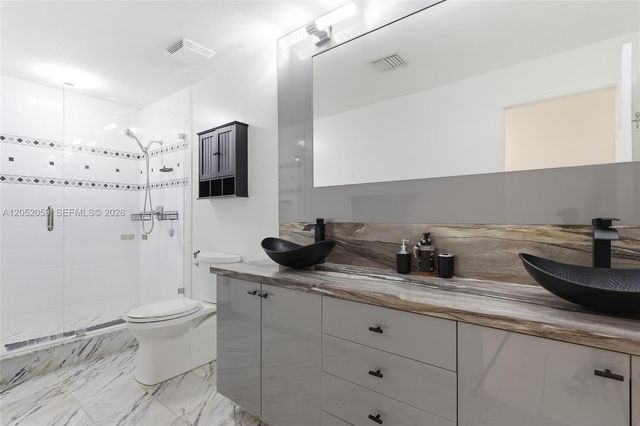 5431 SW 109th Avenue, Davie, FL 33328