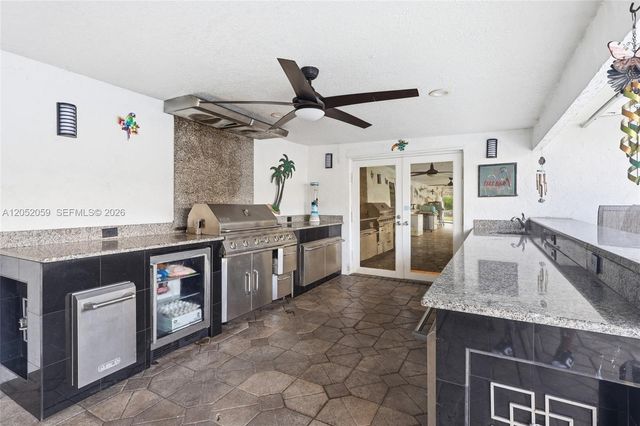 5431 SW 109th Avenue, Davie, FL 33328