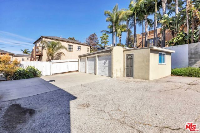 622 S Pacific Coast Highway, Redondo Beach, CA 90277