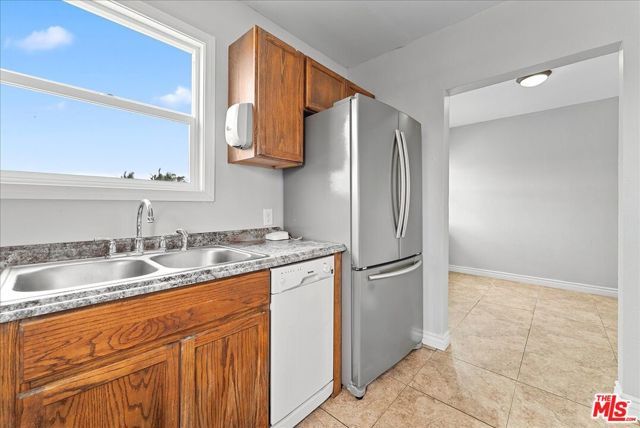 622 S Pacific Coast Highway, Redondo Beach, CA 90277
