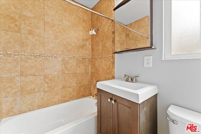 622 S Pacific Coast Highway, Redondo Beach, CA 90277