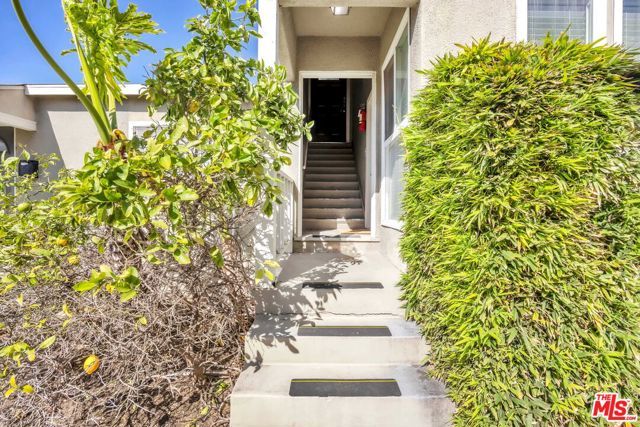 622 S Pacific Coast Highway, Redondo Beach, CA 90277