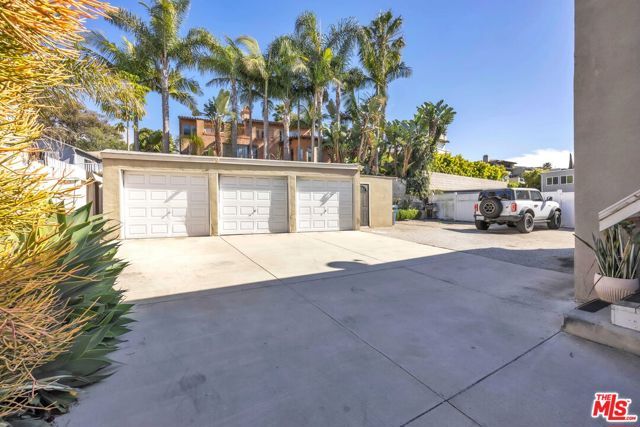 622 S Pacific Coast Highway, Redondo Beach, CA 90277