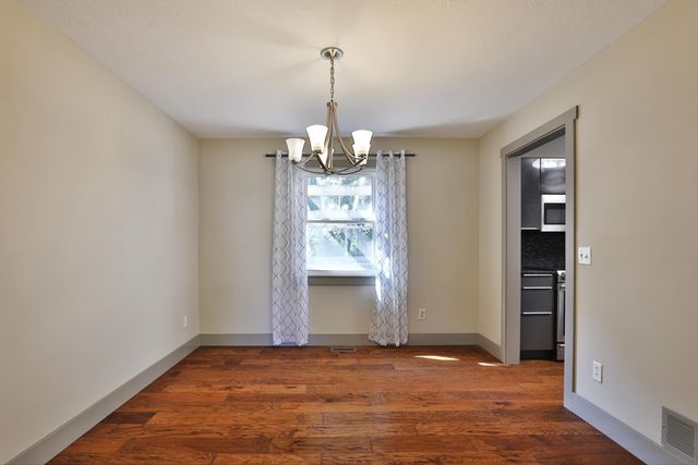 832 Humboldt Drive E, Columbus, OH 43230