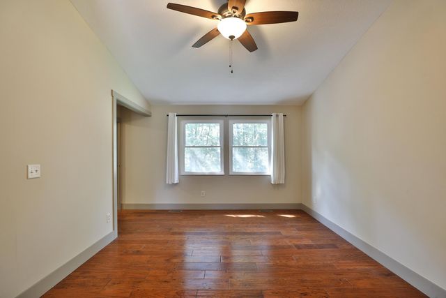832 Humboldt Drive E, Columbus, OH 43230