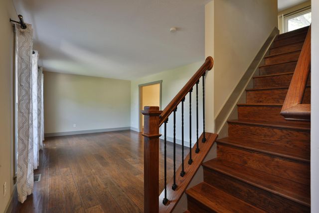 832 Humboldt Drive E, Columbus, OH 43230