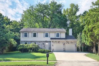 832 Humboldt Drive E, Columbus, OH 43230