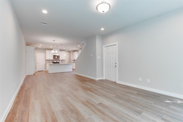 6615 Ezzard Charles Lane, Houston, TX 77091