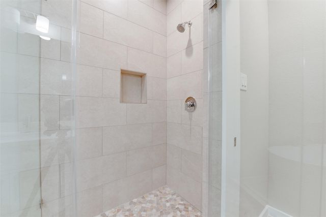 6615 Ezzard Charles Lane, Houston, TX 77091