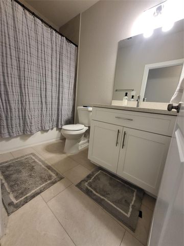 6615 Ezzard Charles Lane, Houston, TX 77091