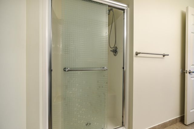 120 W Oakbrook Drive, Ann Arbor, MI 48103