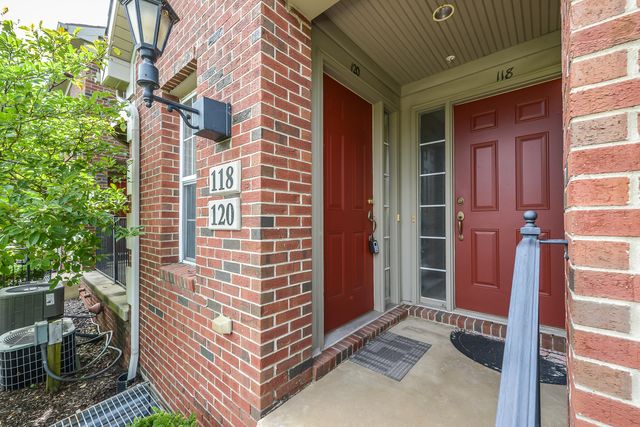 120 W Oakbrook Drive, Ann Arbor, MI 48103