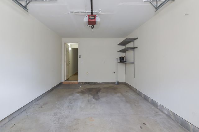 120 W Oakbrook Drive, Ann Arbor, MI 48103