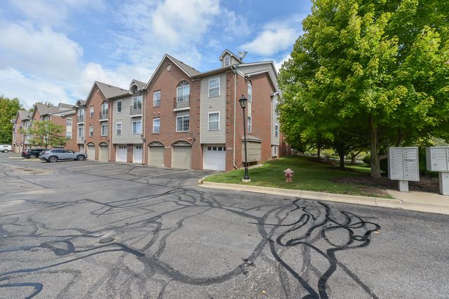 120 W Oakbrook Drive, Ann Arbor, MI 48103