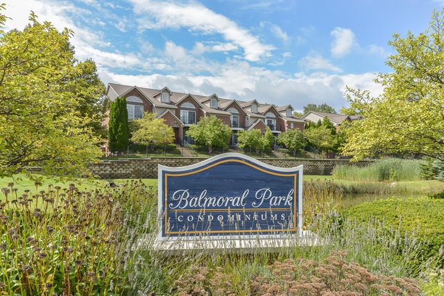 120 W Oakbrook Drive, Ann Arbor, MI 48103