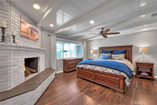 156 S Country Club Rd, Glendora, CA 91741