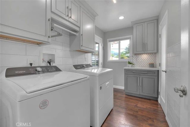 156 S Country Club Rd, Glendora, CA 91741