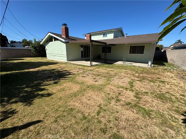 16763 Daisy Avenue, Fountain Valley, CA 92708