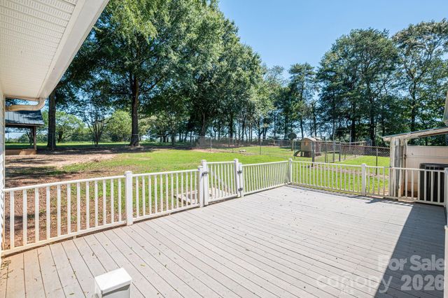 2482 June Bug Road, Vale, NC 28168