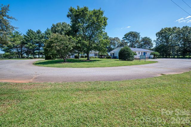 2482 June Bug Road, Vale, NC 28168