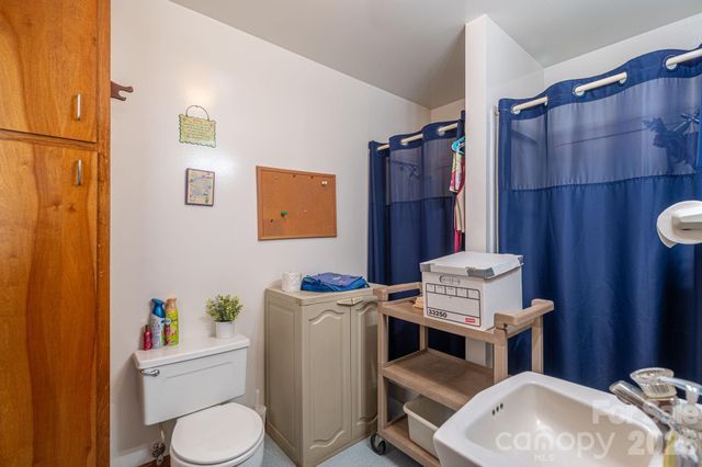 2482 June Bug Road, Vale, NC 28168