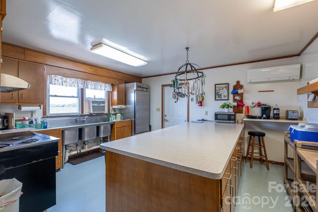 2482 June Bug Road, Vale, NC 28168