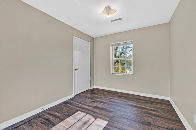 39 Maple AVE, Troutville, VA 24175