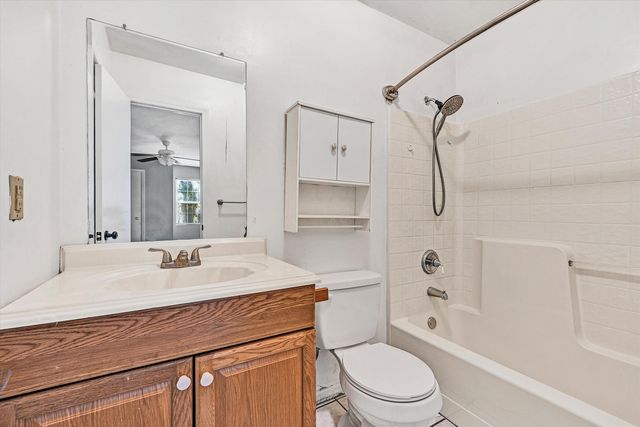 39 Maple AVE, Troutville, VA 24175