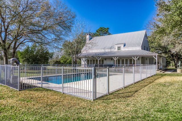 1585 Round Top Road, Round Top, TX 78954
