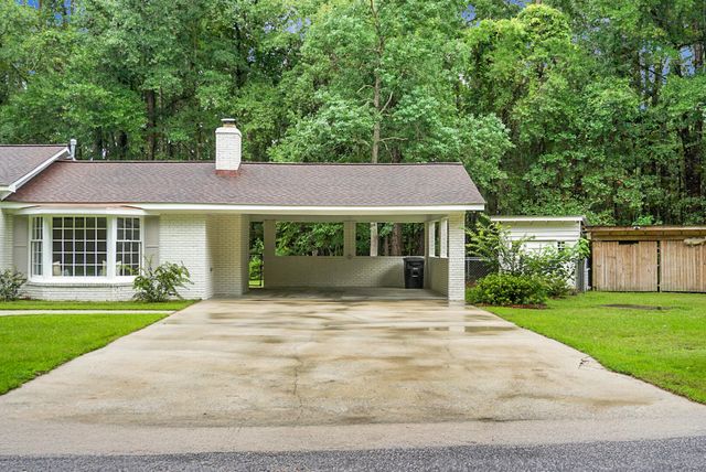 123 Sharon Drive, Walterboro, SC 29488