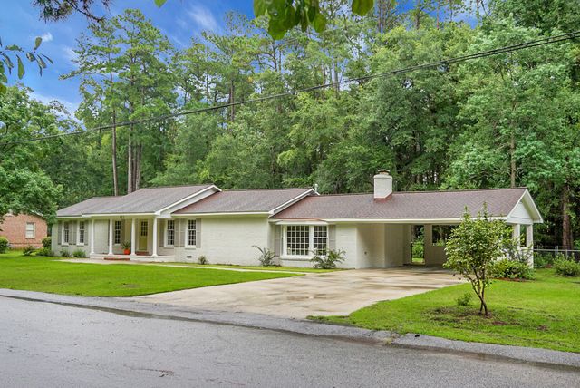 123 Sharon Drive, Walterboro, SC 29488