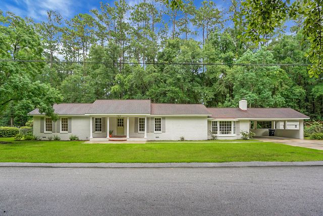 123 Sharon Drive, Walterboro, SC 29488