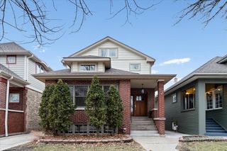 4546 N Knox Avenue, Chicago, IL 60630