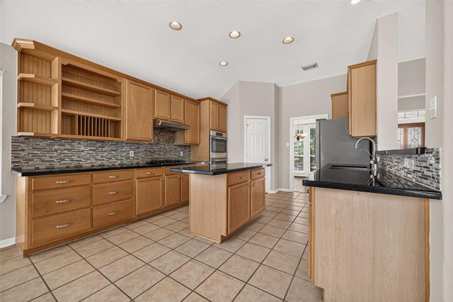 2726 Martinec Drive, Pearland, TX 77584