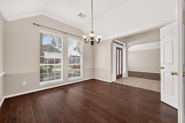 2726 Martinec Drive, Pearland, TX 77584