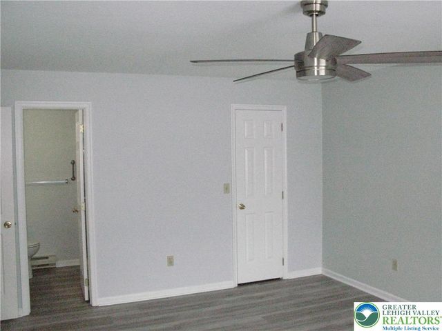 950 Cold Spring Road 1, Allentown, PA 18103