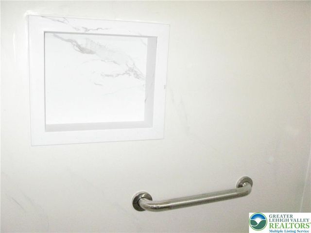 950 Cold Spring Road 1, Allentown, PA 18103