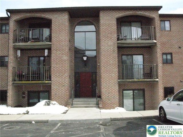 950 Cold Spring Road 1, Allentown, PA 18103